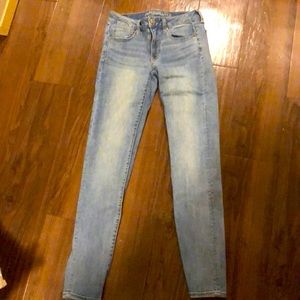 Women’s American Eagle Skinny Jeans 6 Long